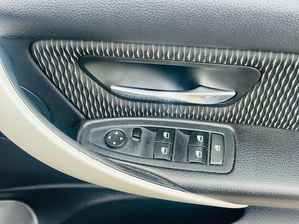Used BMW 3 Series 2014 for sale - 76319395: Photo 22