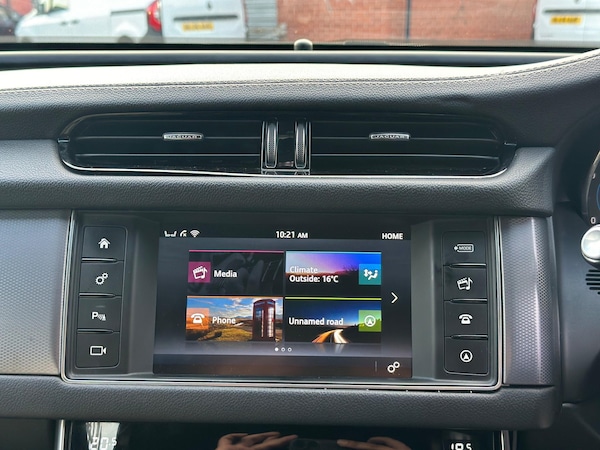 Used Jaguar XF 2016 for sale - 76319401: Photo 19