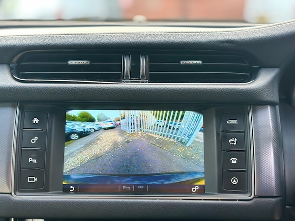Used Jaguar XF 2016 for sale - 76319401: Photo 20