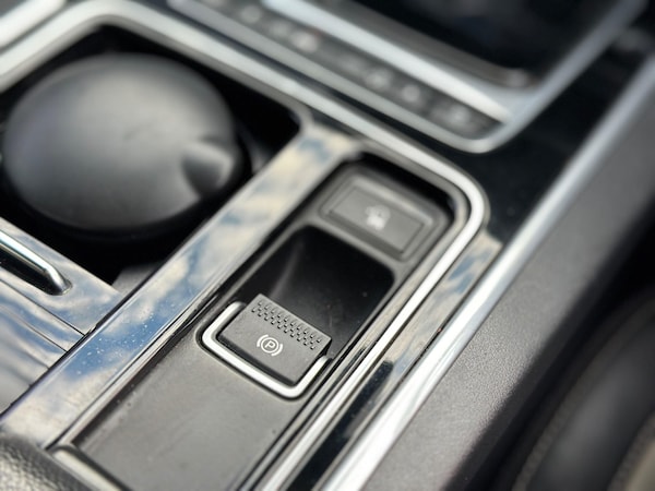 Used Jaguar XF 2016 for sale - 76319401: Photo 24