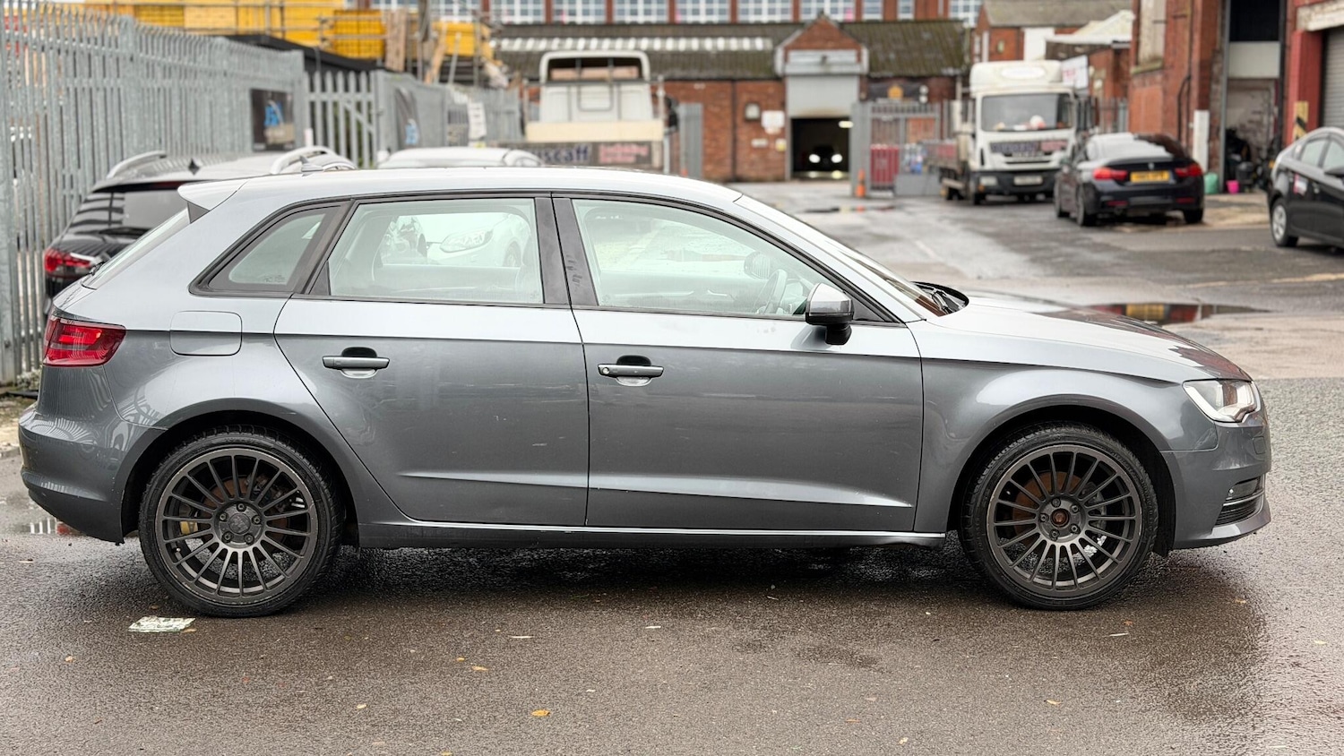 Used Audi A3 2015 for sale - 76592393: Photo 10