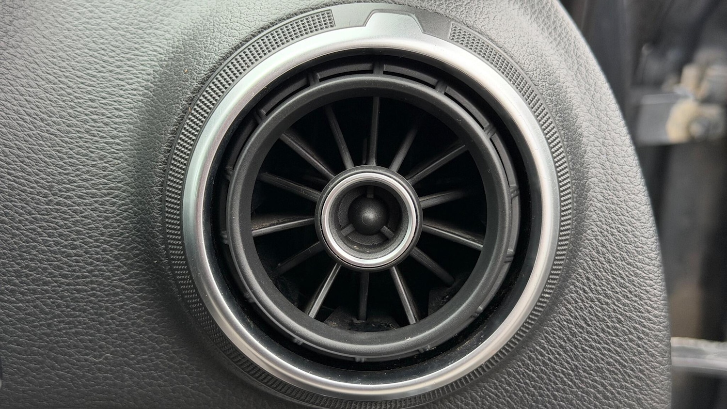 Used Audi A3 2015 for sale - 76592393: Photo 31