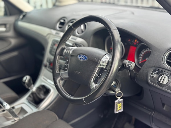 Used Ford S-Max 2011 for sale - 76319416: Photo 10