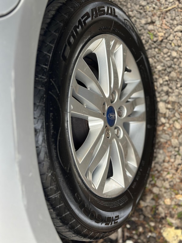 Used Ford S-Max 2011 for sale - 76319416: Photo 31