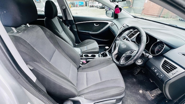 Used Hyundai i30 2012 for sale - 76319415: Photo 13