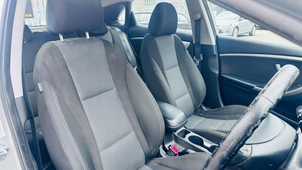 Used Hyundai i30 2012 for sale - 76319415: Photo 14