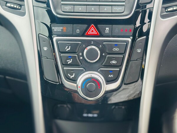 Used Hyundai i30 2012 for sale - 76319415: Photo 30