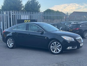 Vauxhall - Insignia