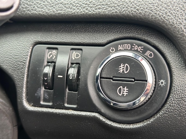 Used Vauxhall Insignia 2013 for sale - 76319397: Photo 32