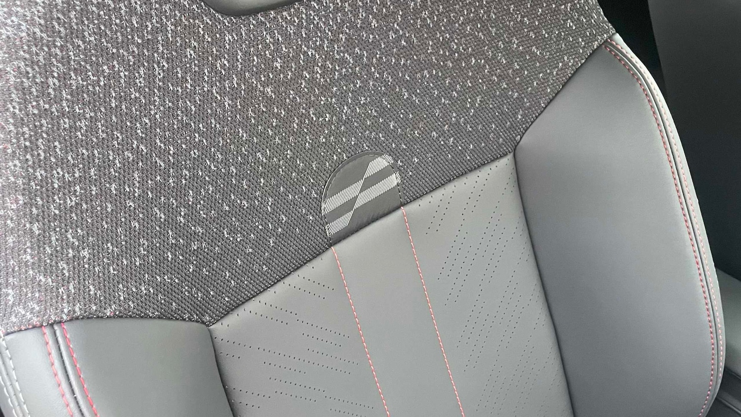 Used MINI Cooper 2025 for sale - 77158415: Photo 34