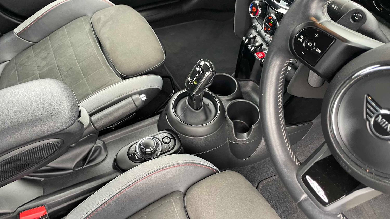 Used MINI Hatch 2021 for sale - 76475959: Photo 7