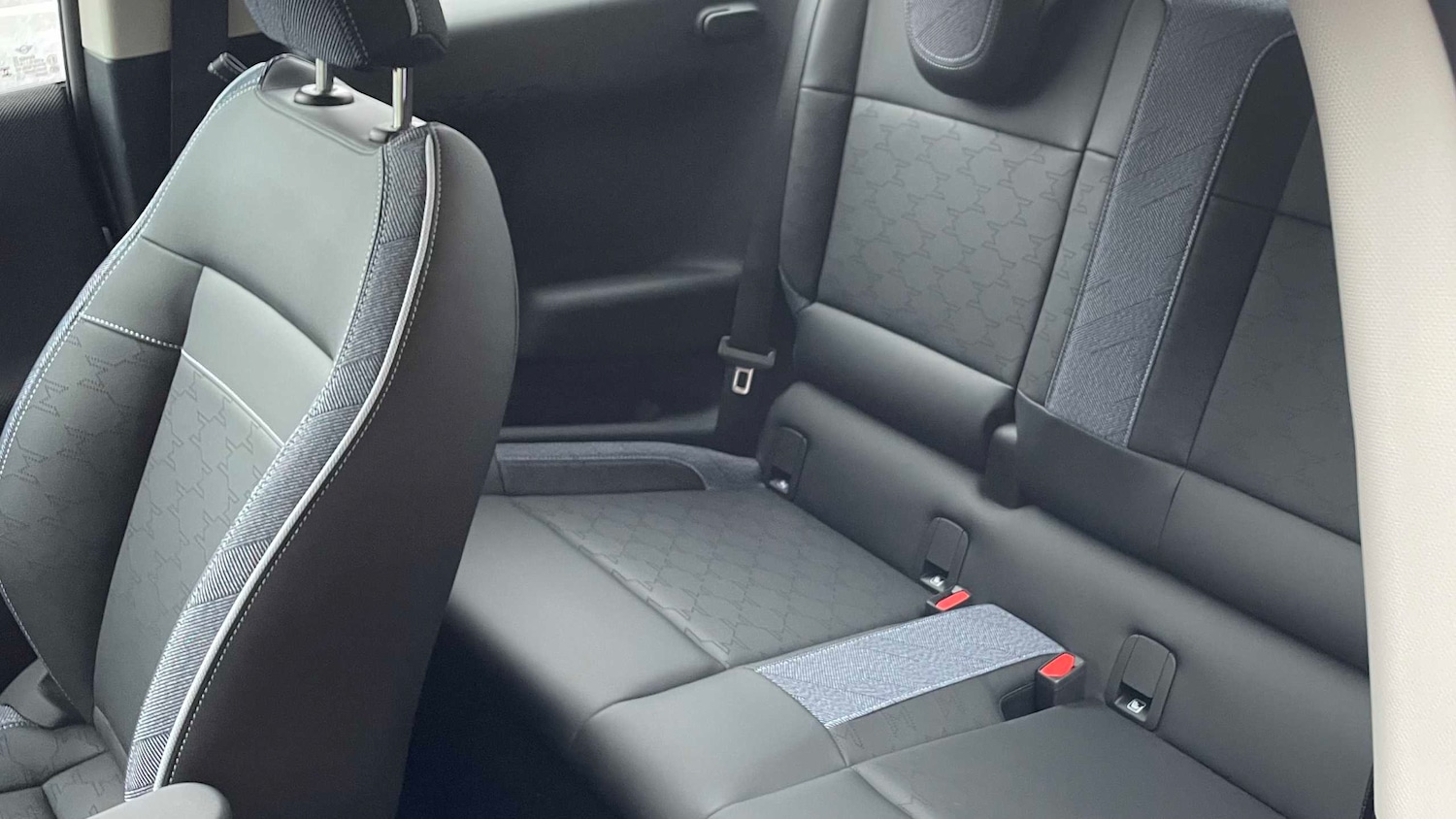 Used MINI Cooper 2025 for sale - 77514331: Photo 12