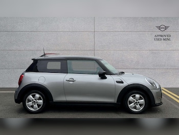 Used MINI Hatch 2024 for sale - 78137673: Photo