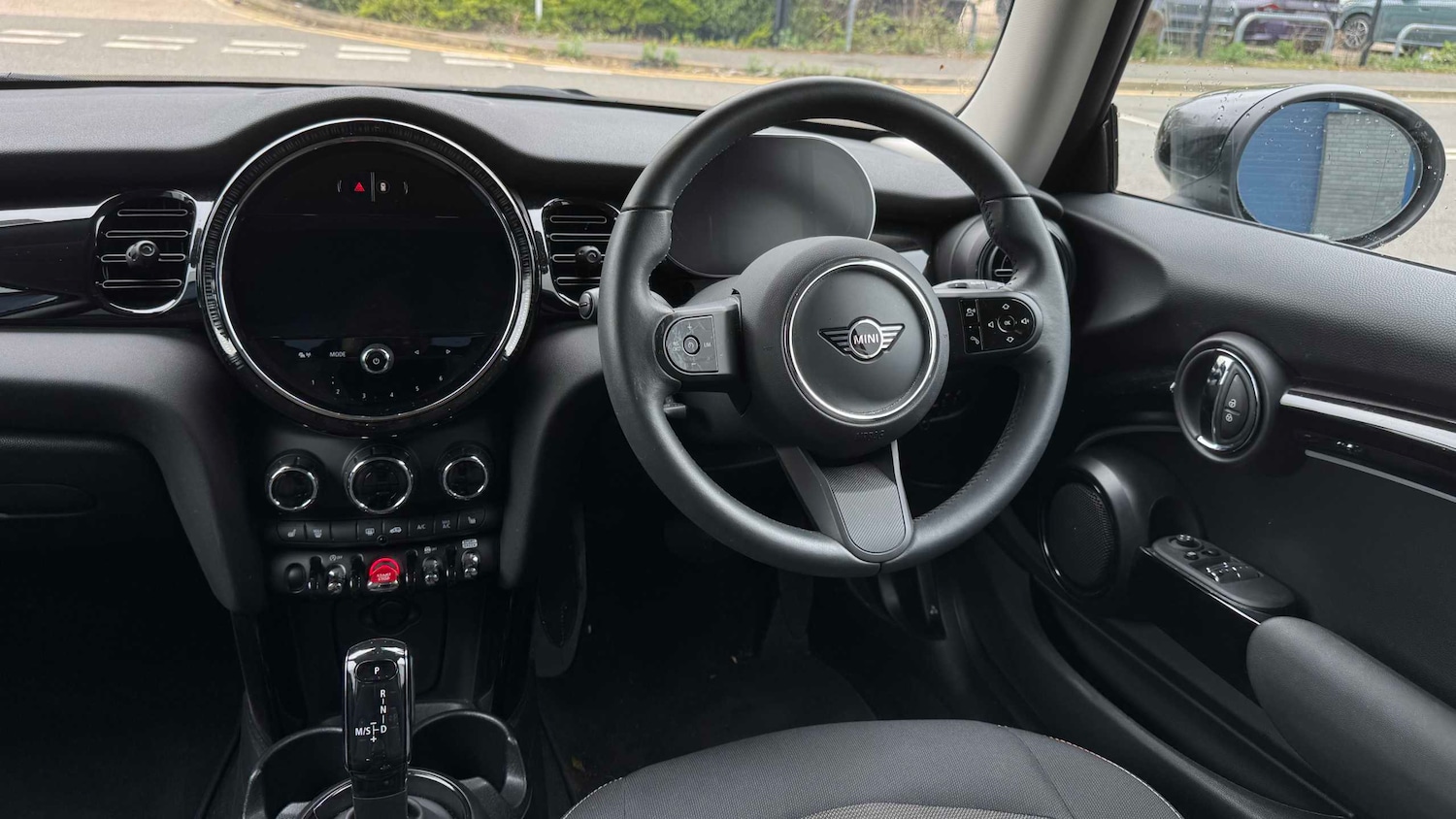 Used MINI Hatch 2024 for sale - 78137673: Photo 6