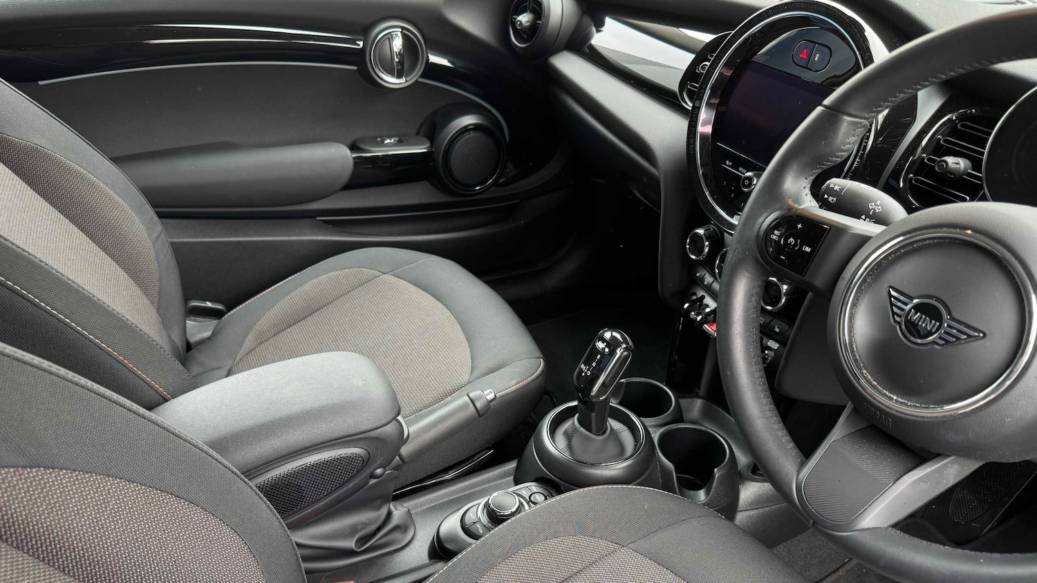 Used MINI Hatch 2024 for sale - 78137673: Photo 8