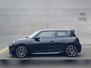 Used MINI Cooper 2024 for sale - 78104710: Photo