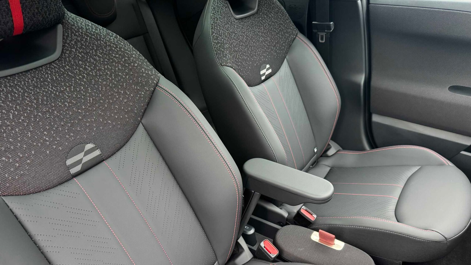 Used MINI Aceman 2025 for sale - 77601147: Photo 8