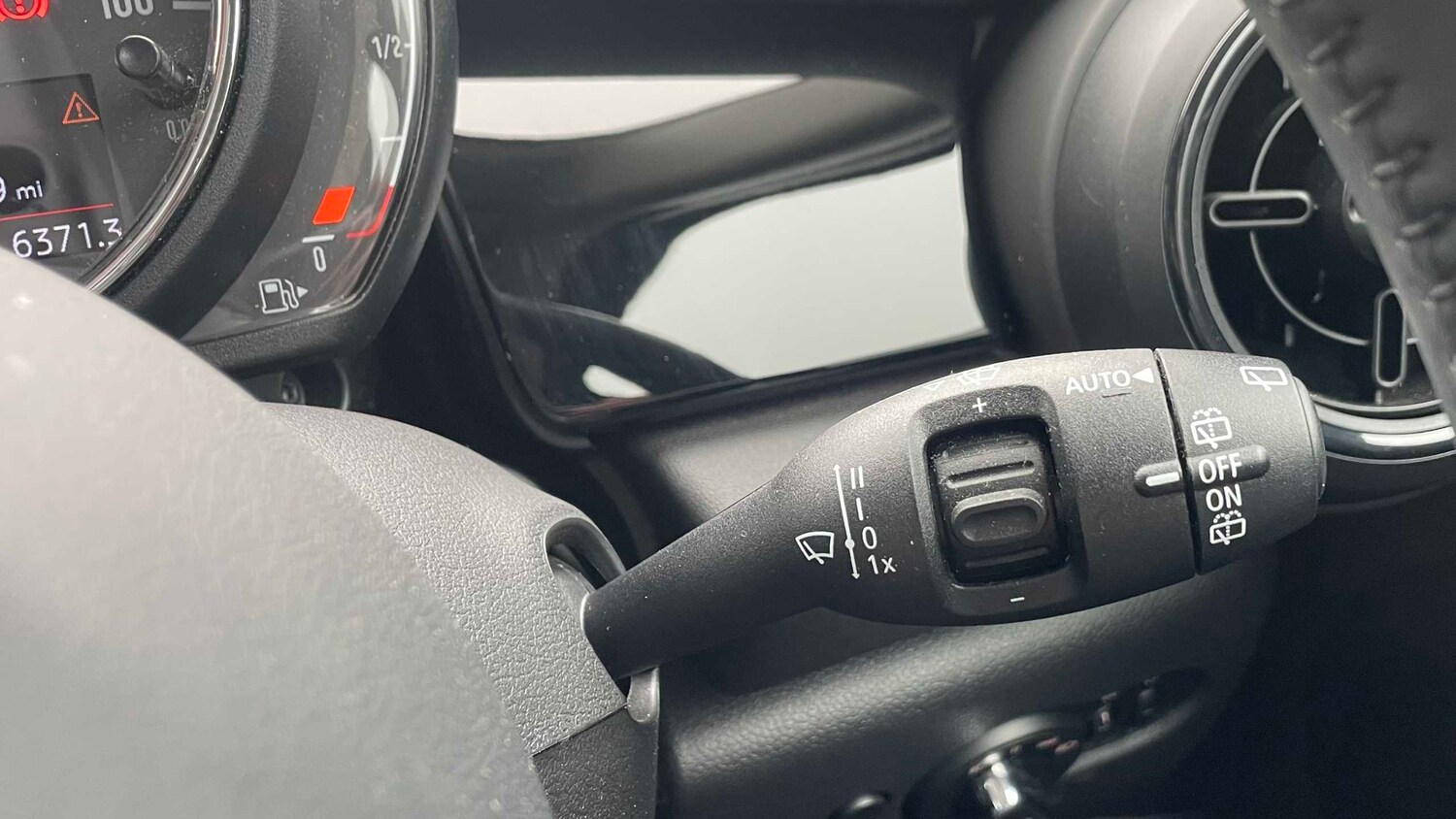 Used MINI Hatch 2023 for sale - 77979588: Photo 31