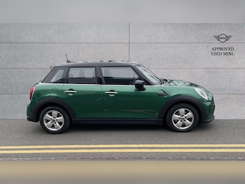 Used MINI Hatch 2023 for sale - 77979588: Photo