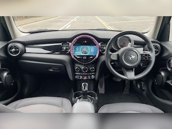 Used MINI Hatch 2023 for sale - 77979588: Photo