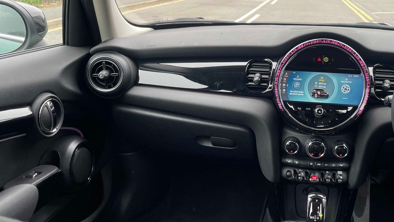 Used MINI Hatch 2023 for sale - 77979588: Photo 6