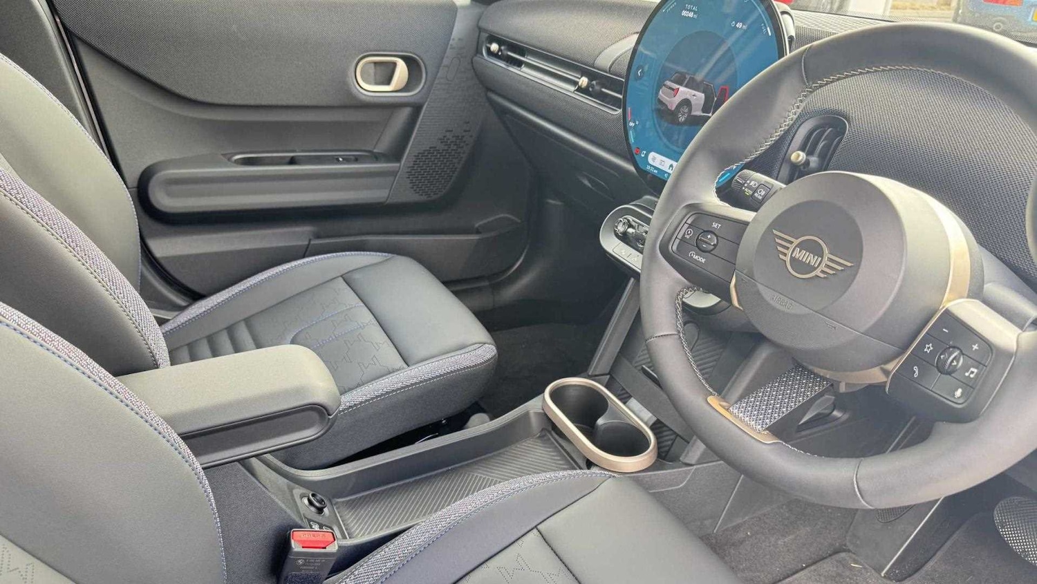 Used MINI Cooper 2025 for sale - 76916000: Photo 10