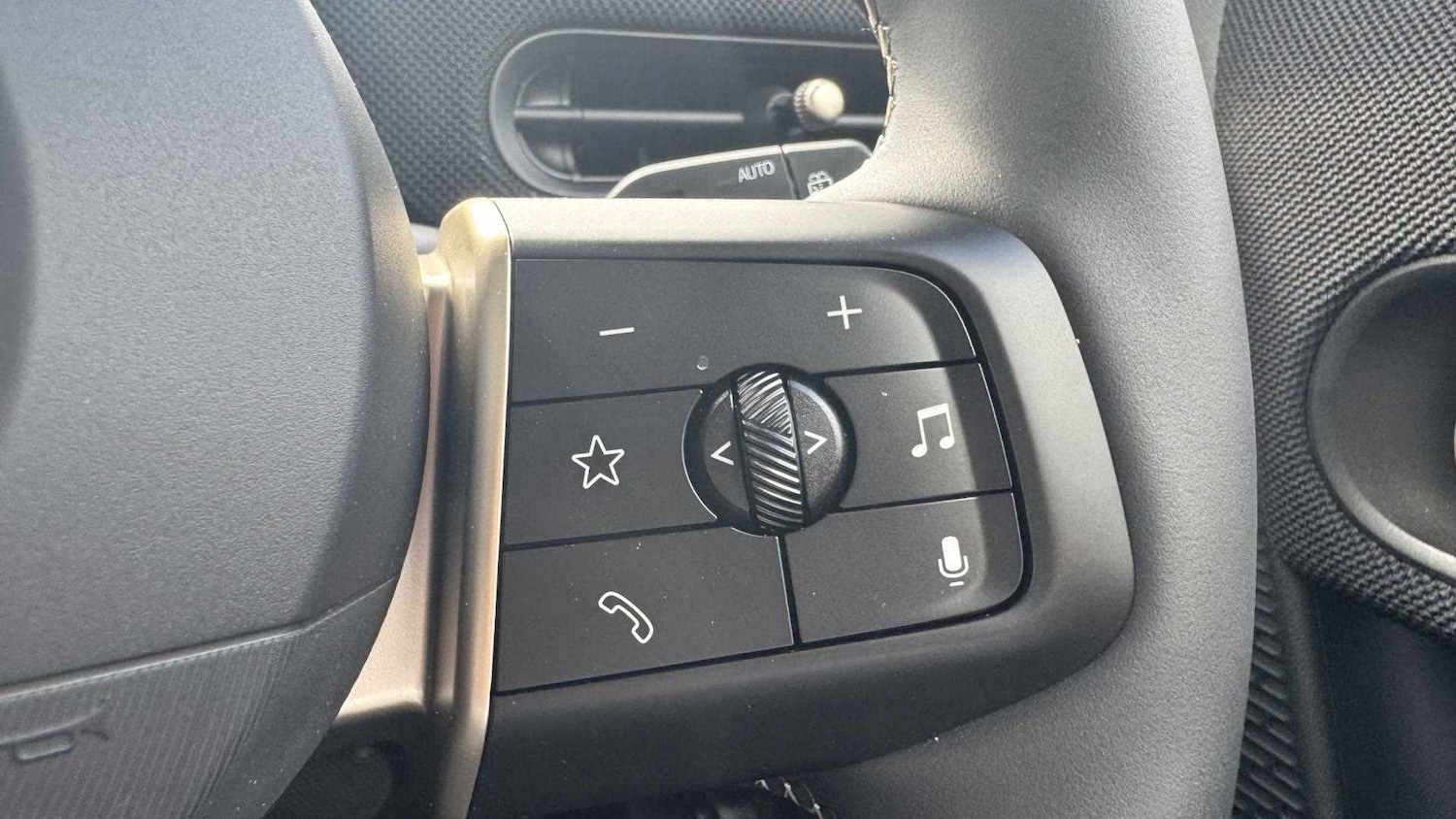 Used MINI Cooper 2025 for sale - 76916000: Photo 17