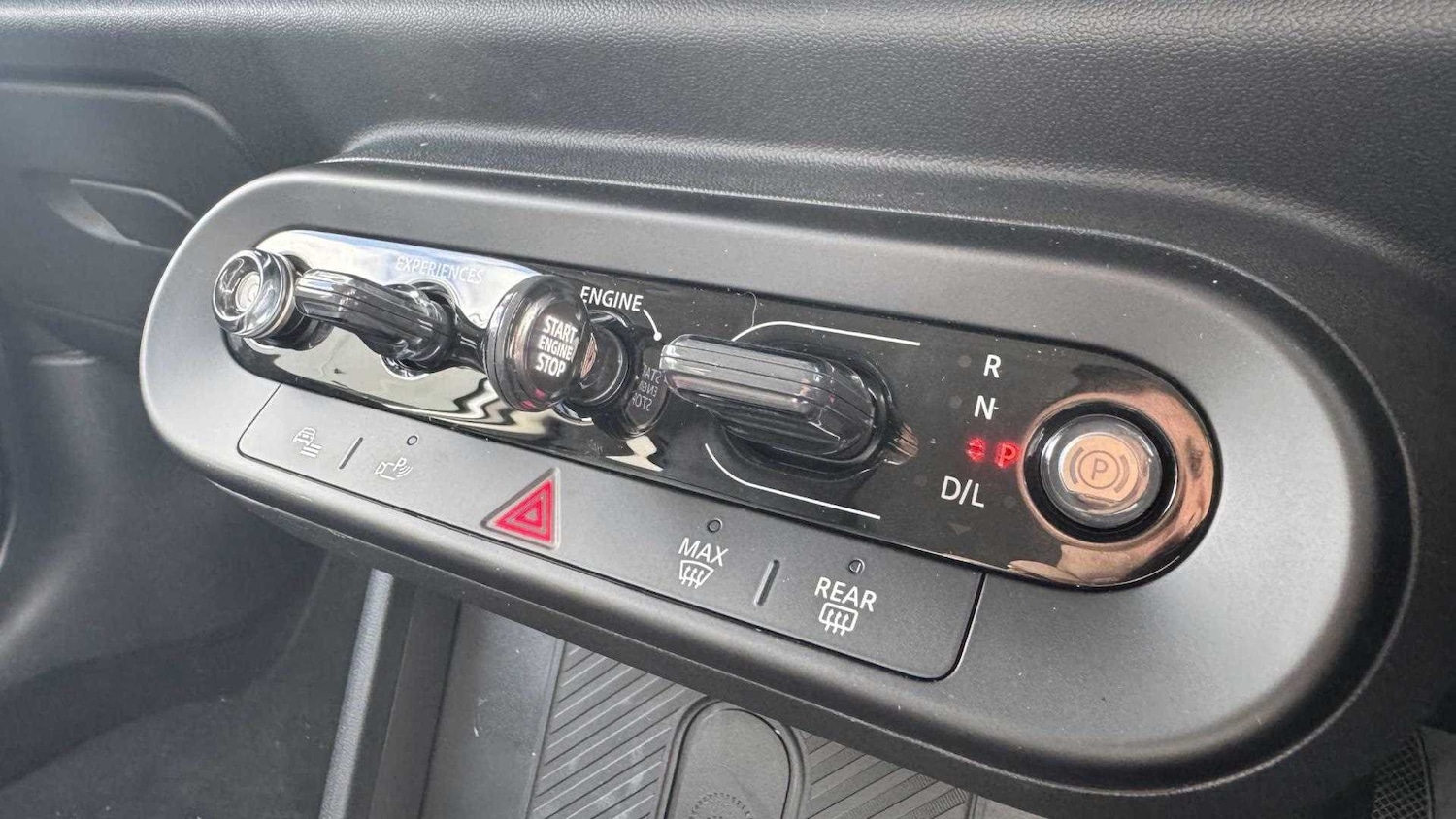 Used MINI Cooper 2025 for sale - 76916000: Photo 32