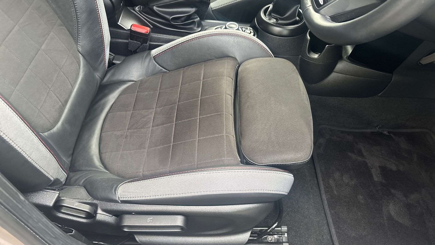 Used MINI Hatch 2022 for sale - 77443621: Photo 27