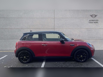Used MINI Hatch 2023 for sale - 75944404: Photo