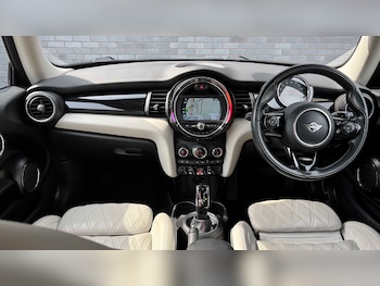 Used MINI Hatch 2020 for sale - 79160933: Photo