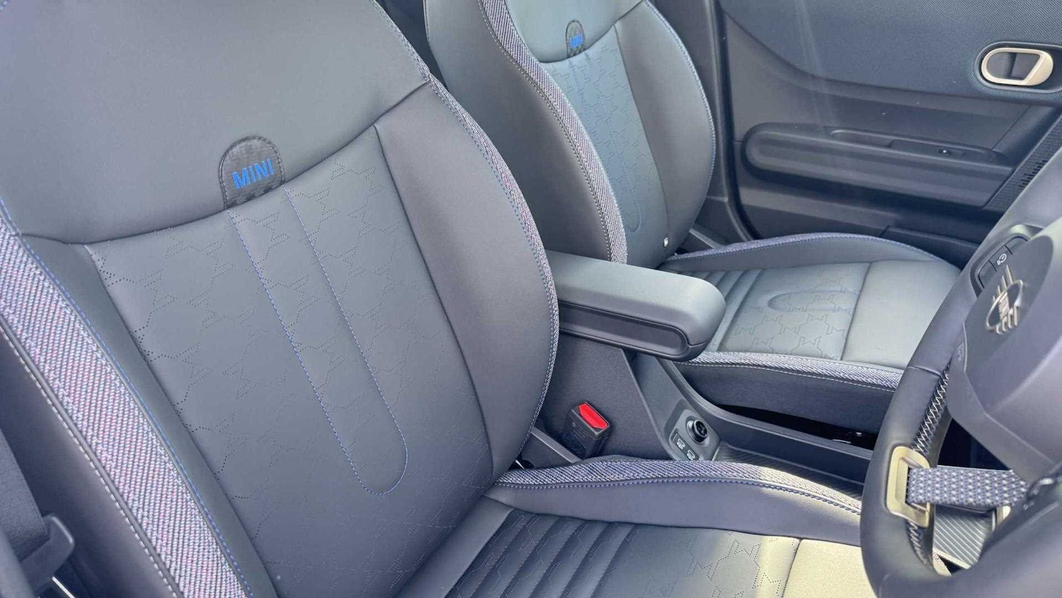 Used MINI Cooper 2025 for sale - 76540775: Photo 10