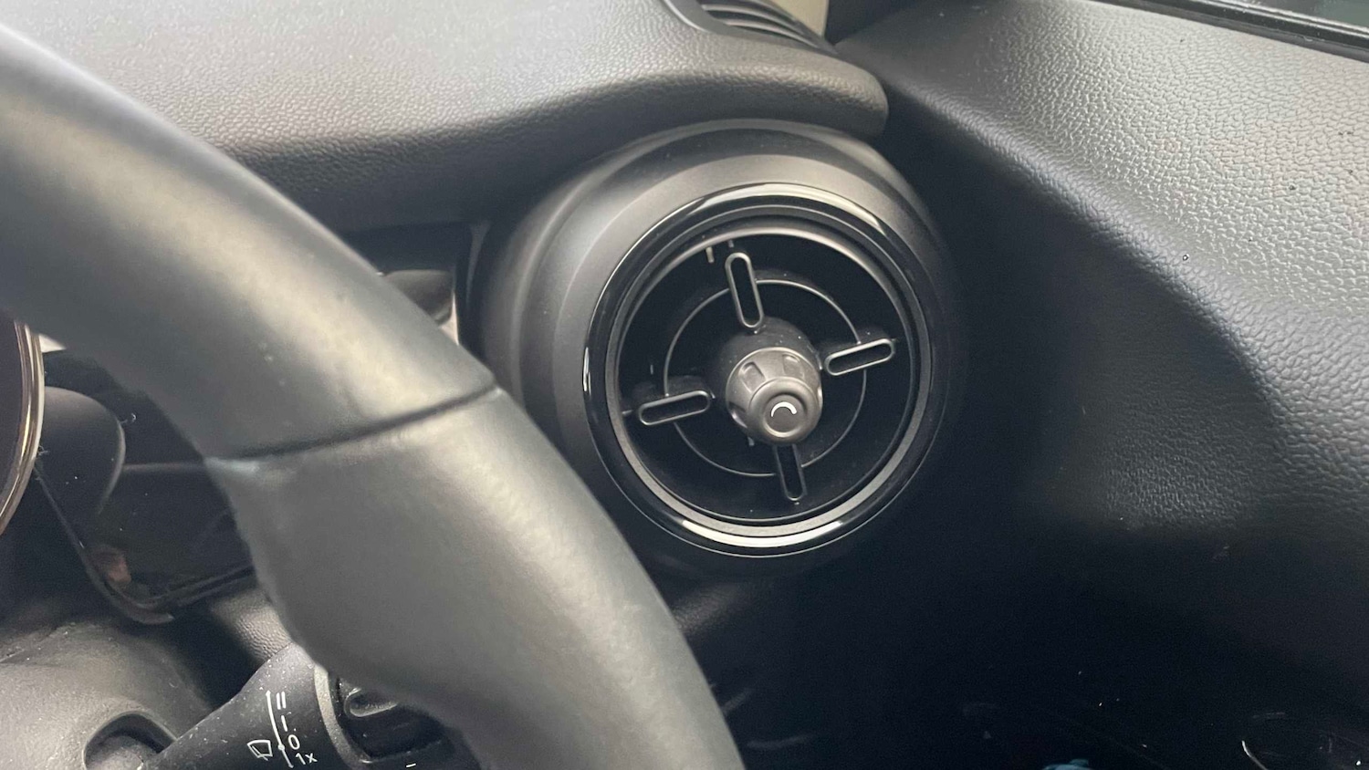 Used MINI Hatch 2024 for sale - 76755319: Photo 31