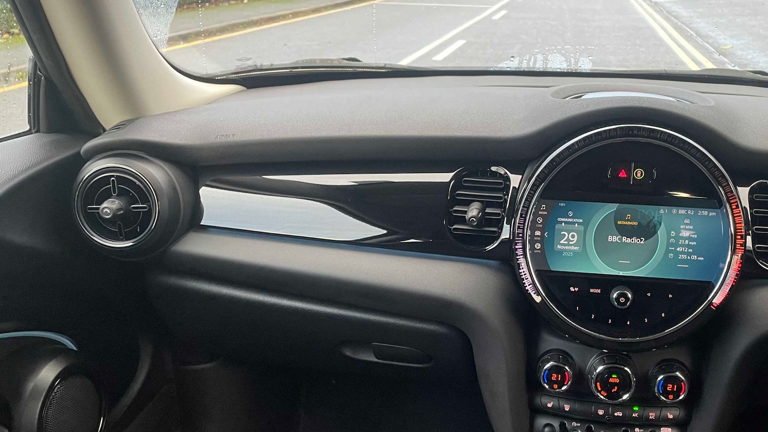 Used MINI Hatch 2024 for sale - 76755319: Photo 6