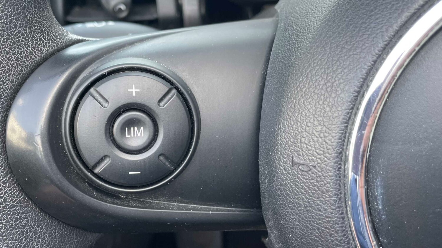 Used MINI Convertible 2020 for sale - 78209055: Photo 18