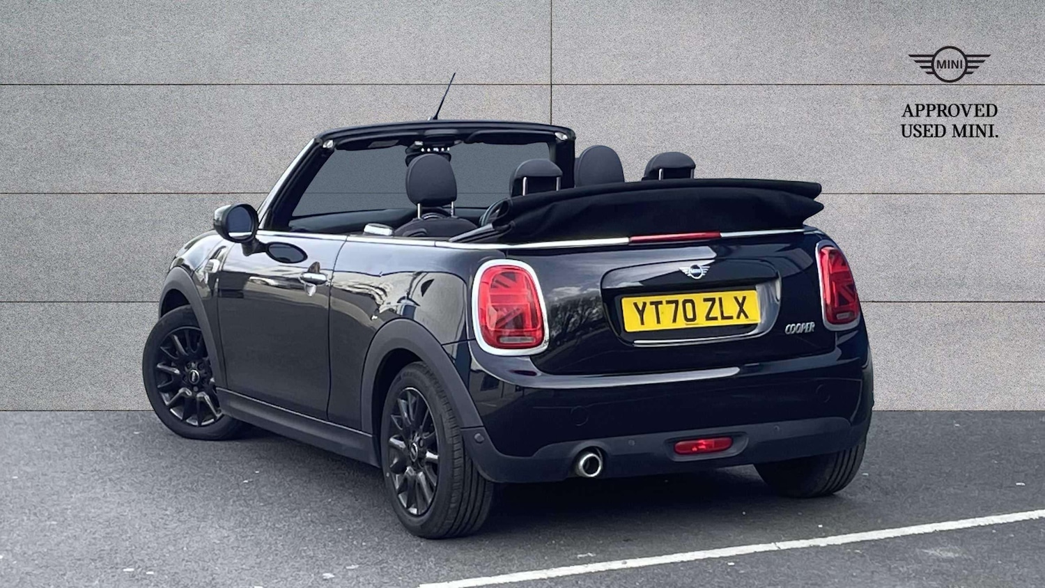 Used MINI Convertible 2020 for sale - 78209055: Photo 2