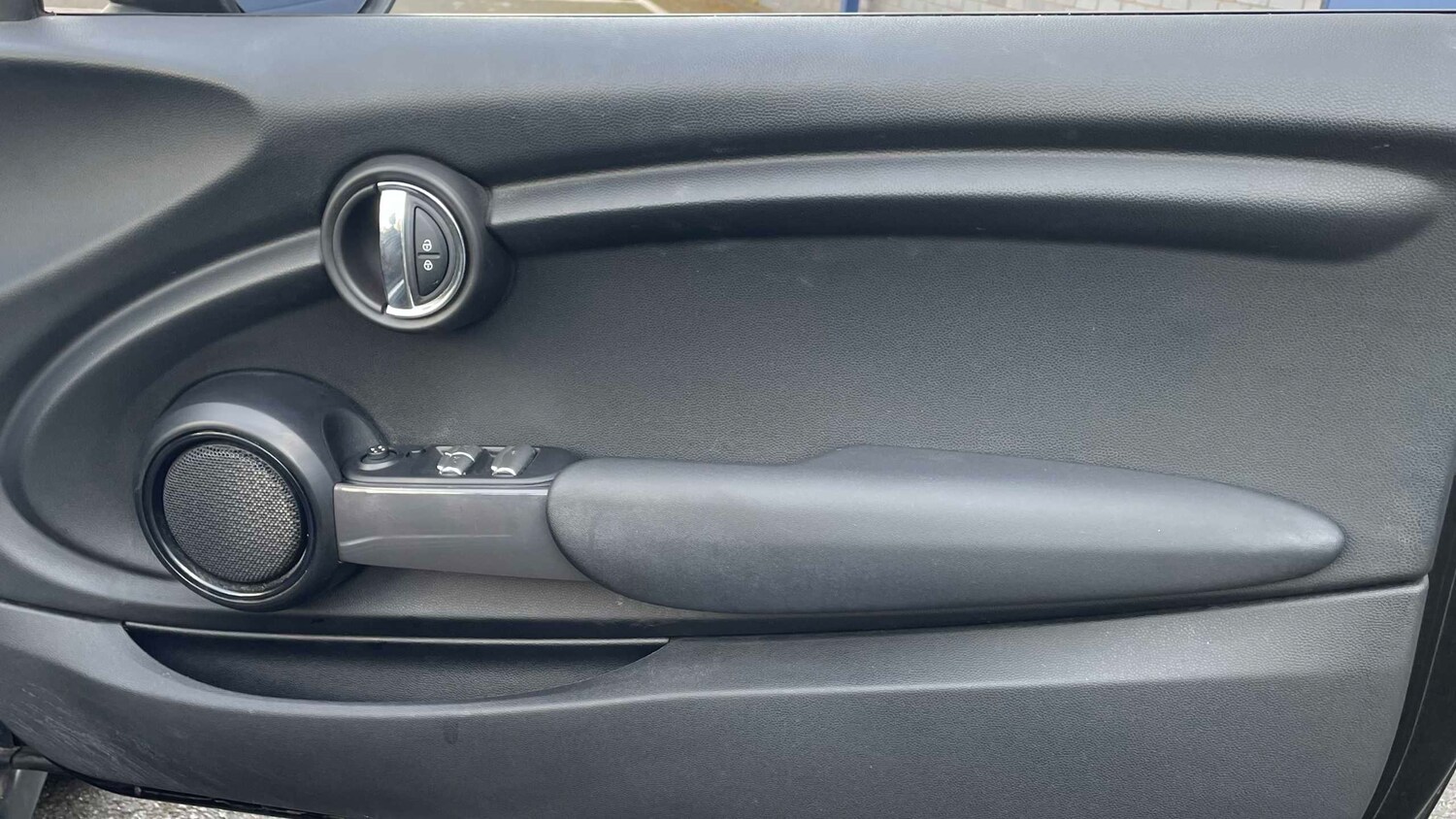 Used MINI Convertible 2020 for sale - 78209055: Photo 22