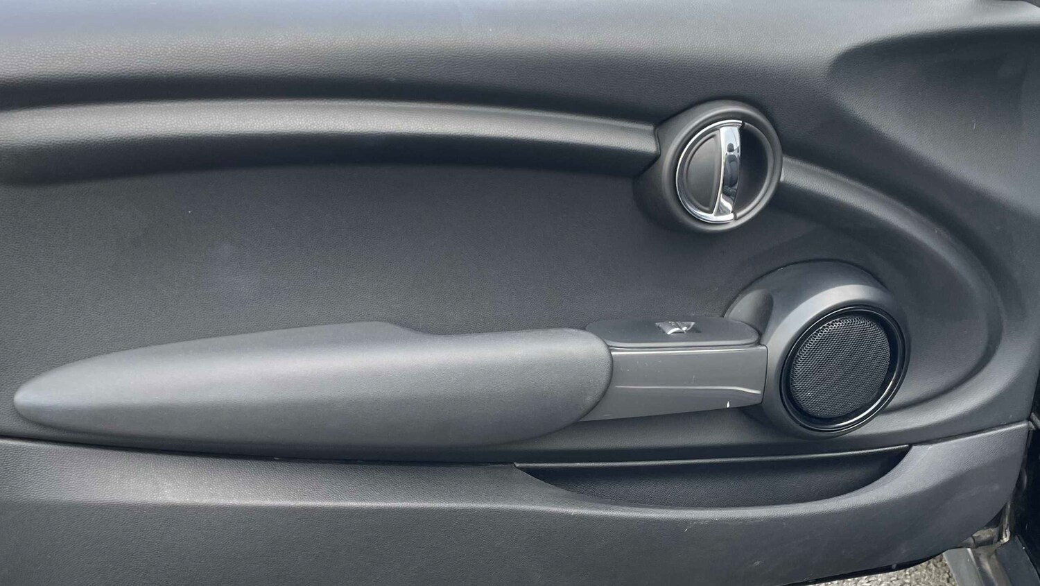 Used MINI Convertible 2020 for sale - 78209055: Photo 23