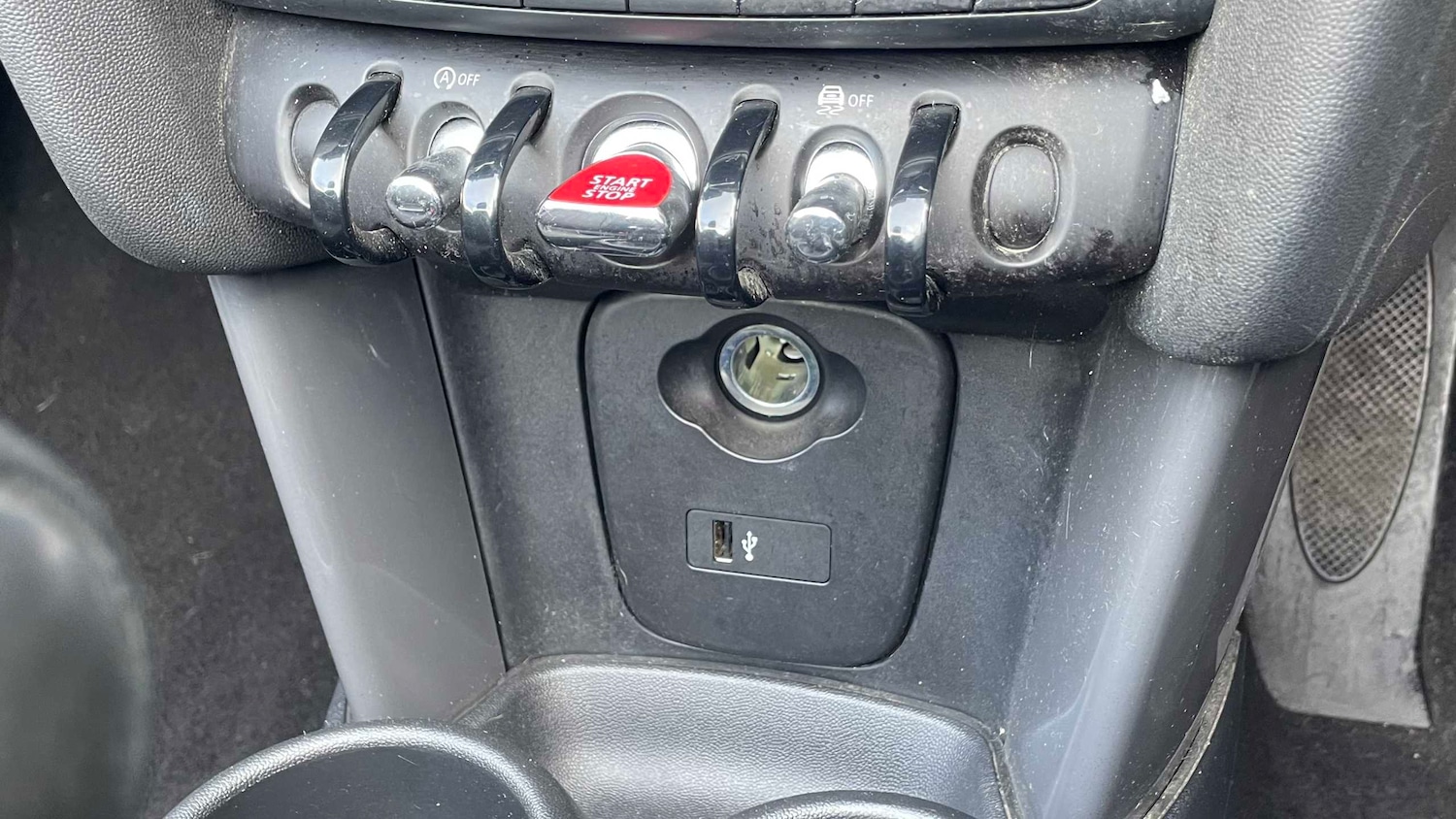 Used MINI Convertible 2020 for sale - 78209055: Photo 24