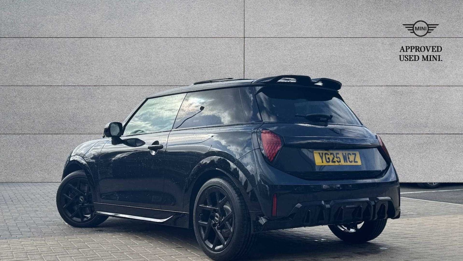 Used MINI Cooper 2025 for sale - 76955286: Photo 2