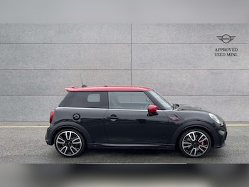 Used MINI Cooper 2025 for sale - 77044042: Photo