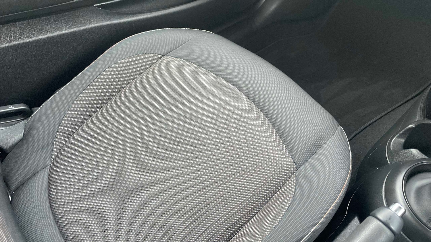 Used MINI Hatch 2023 for sale - 77058286: Photo 17