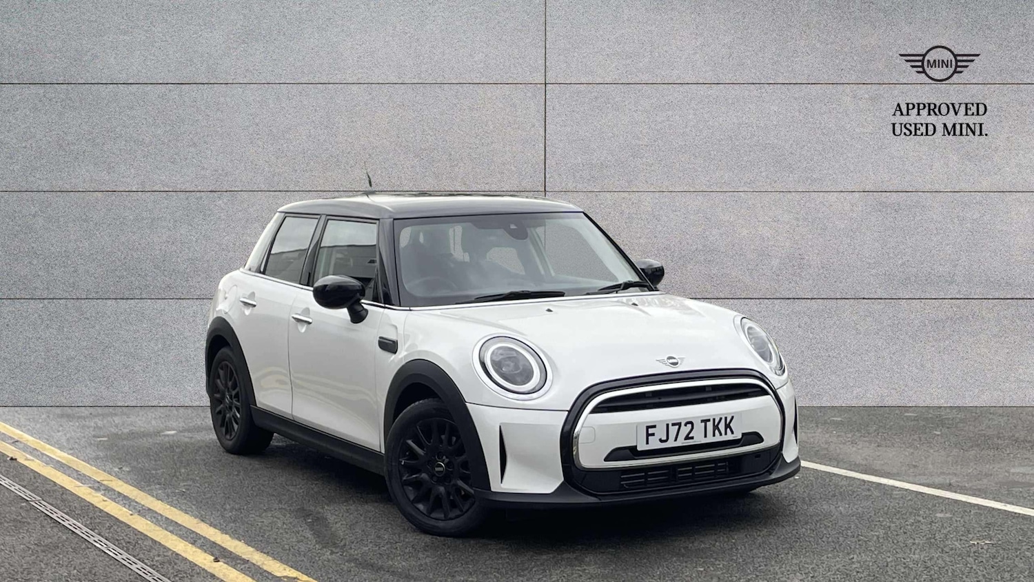 Used MINI Hatch 2022 for sale - 76459887: Photo 1