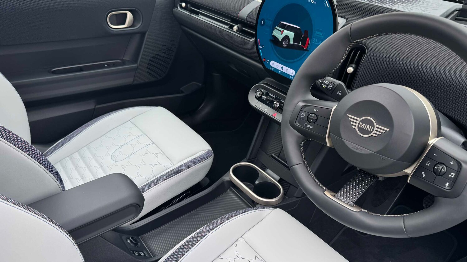 Used MINI Cooper 2025 for sale - 77601201: Photo 9