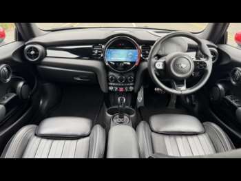 Used MINI Hatch 2022 for sale - 75217117: Photo