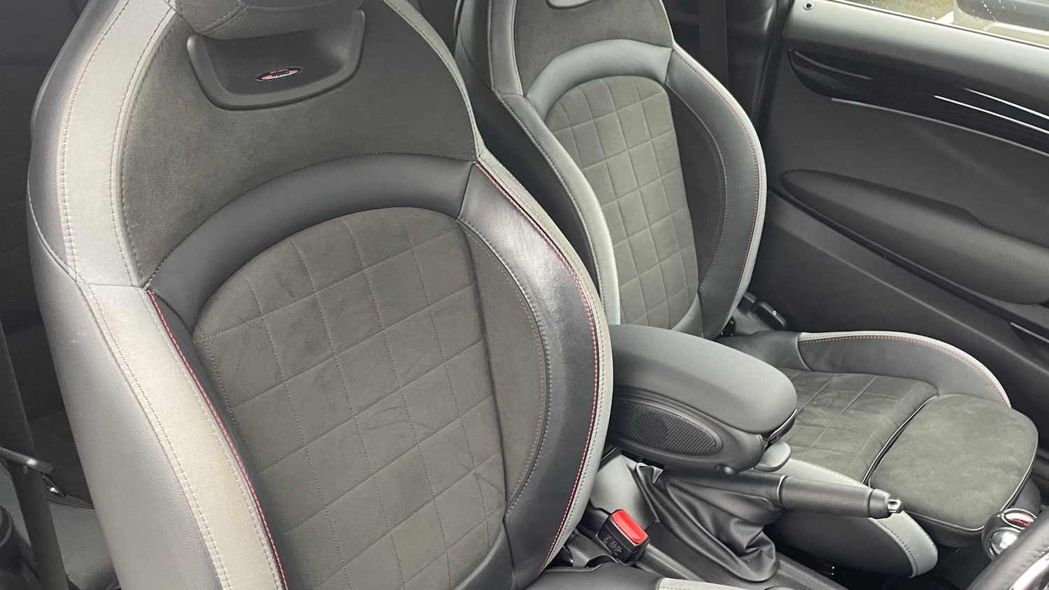 Used MINI Hatch 2022 for sale - 77698809: Photo 12