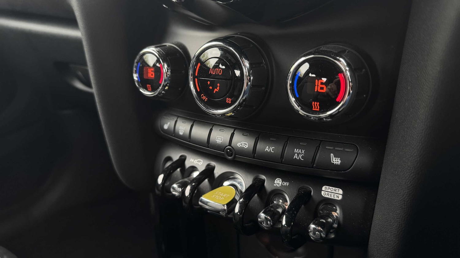 Used MINI Hatch 2022 for sale - 77294118: Photo 15