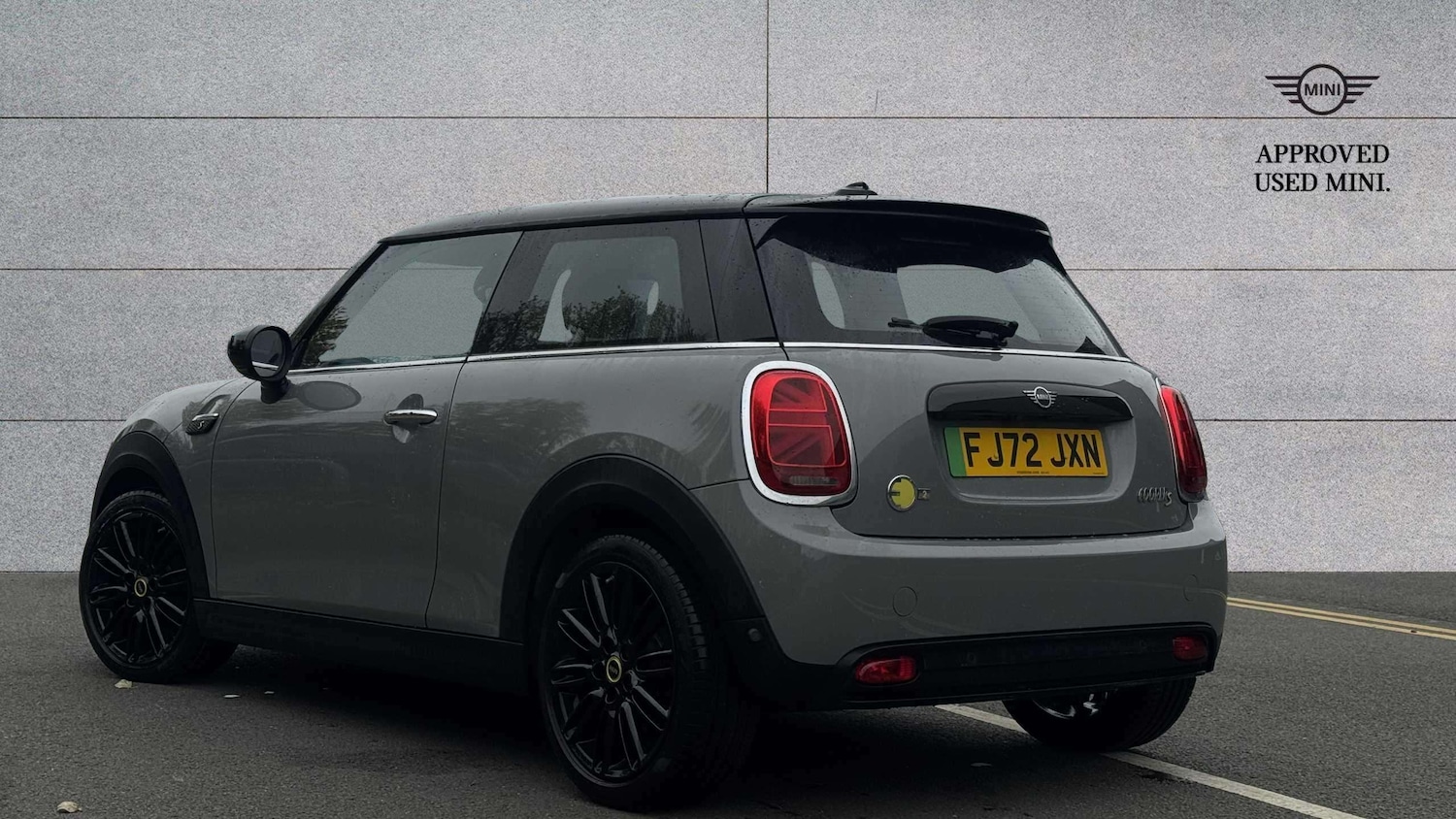 Used MINI Hatch 2022 for sale - 77294118: Photo 2