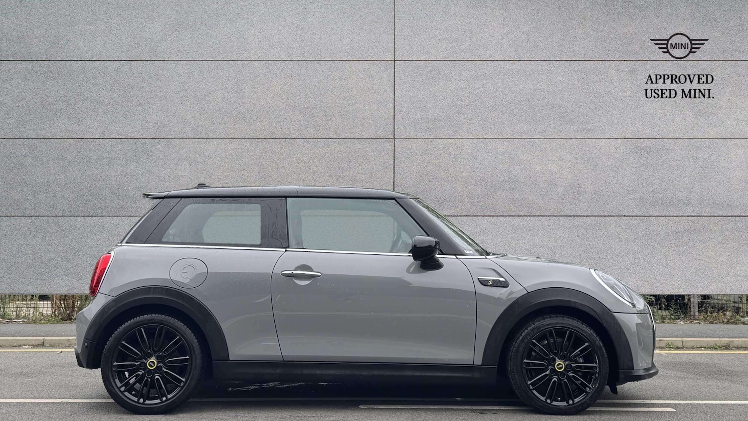 Used MINI Hatch 2022 for sale - 77294118: Photo 3