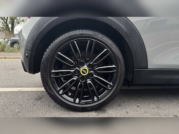 Used MINI Hatch 2022 for sale - 77294118: Photo